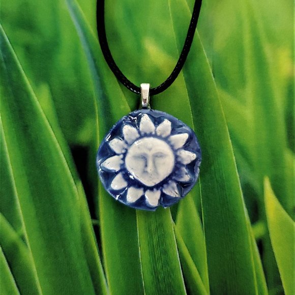 Handmade Ceramic Blue Sun Pendant Necklace, Sol Pendant - Picture 11 of 12